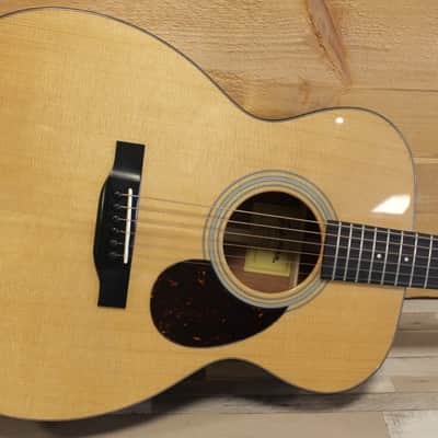 Eastman E6OM-TC - Natural image 2