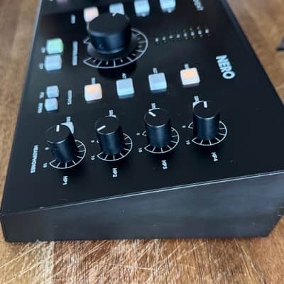 Audient Nero Desktop Monitor Controller image 4