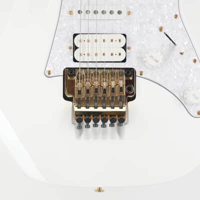 Ibanez Premium JEM7VPWH Steve Via Signature White image 3