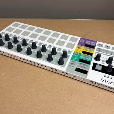 Arturia BeatStep Pro MIDI Controller 2017 - Present - White image 4