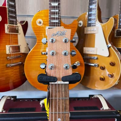 Maton Mini EM6 w/ Case image 5