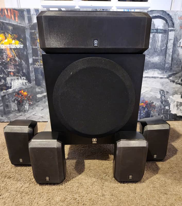 Yamaha Yamaha full 5.1 speaker package 90s - Black image 1