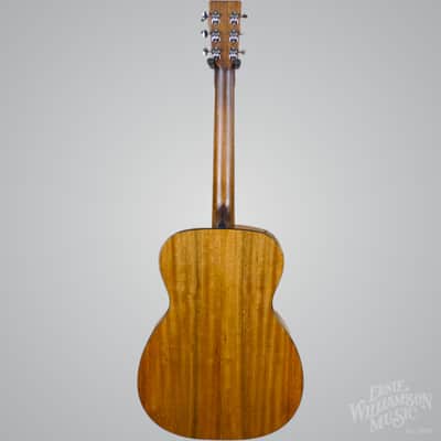 Eastman E3OM-DLX Acoustic-Electric Guitar – Natural image 6