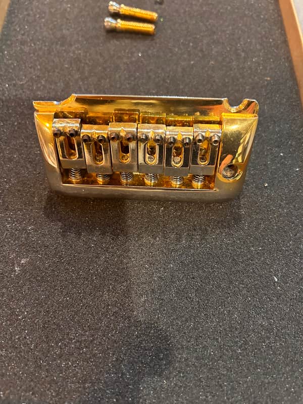 Unbranded Guitar bridge - Gold image 1