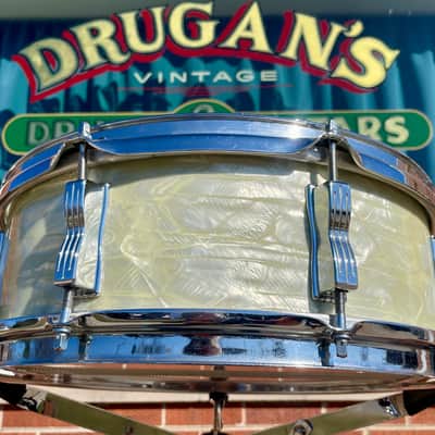 1960s Ludwig 5x14 Jazz Festival Snare Drum White Marine Pearl image 6