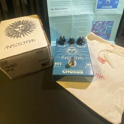 Analogman Chorus W/ Mix Knob and Top Jacks- Blue image 1