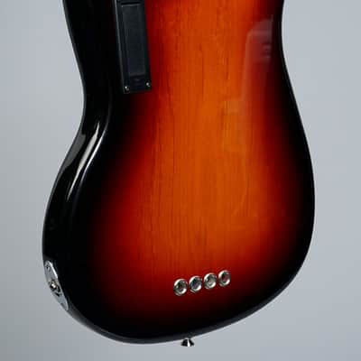 Fender American Performer Mustang PJ Bass 2023 - Three Tone Sunburst image 4