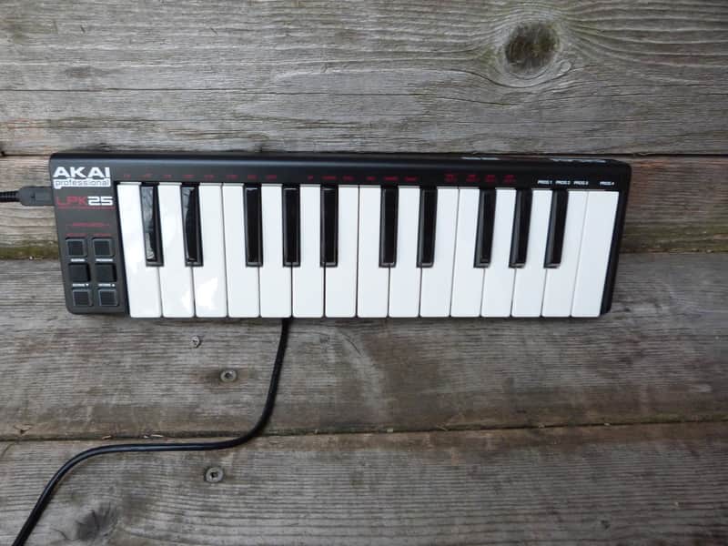 Akai lpk25 Laptop Performance Keyboard image 1