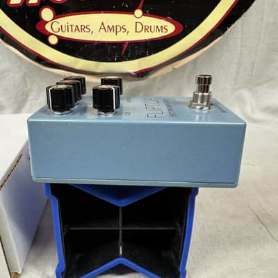 Broughton Fliptop JFET Preamplifier B15-style Bass Preamp Pedal with Box image 6