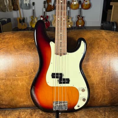 Fender American Professional Precision Bass 2018 - 3 Tone Sunburst - OHSC image 1
