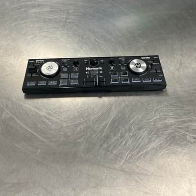 Numark DJ2GO2 Pocket DJ Controller with Audio Interface 2020 - Present - Black image 2