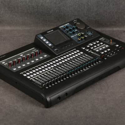 Tascam DP-32SD Digital Multitrack Recorder - 2nd Hand image 2
