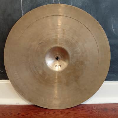 Vintage 1950s A Avedis Zildjian Small Stamp 16" Crash Cymbal 1320g image 2