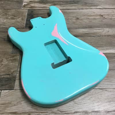 Made to Order - FRANCHIN Mercury F guitar body Relic Aged 100% Nitro Lacquer COLOR OVER COLOR (Sunburst/ Black/ White/ Blue/ Green/ Yellow/ Red/ Pink/ Burgundy/ Purple/ Gold/ Silver, etc.) Stratocaster-Strat-S-Style F-hole Thinline Made in Italy image 8