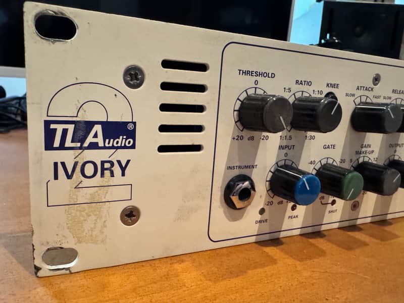 TLA 5021 compressor - white image 1