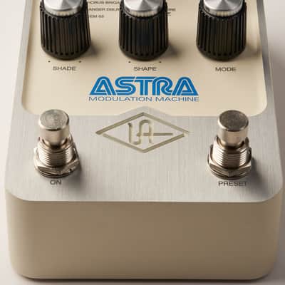 Universal Audio Astra Modulation Machine image 2