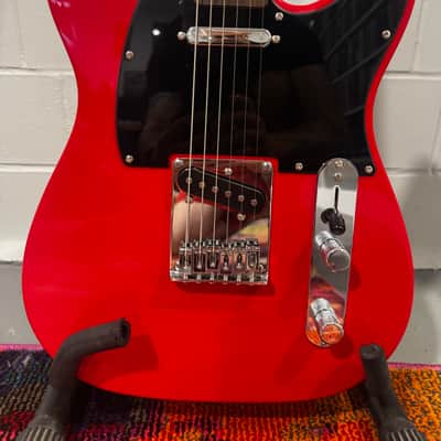 Squier Sonic Telecaster Torino Red w/HSC image 2