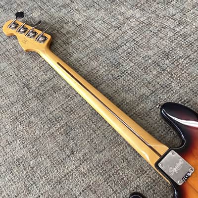 Squier Classic Vibe '70s Jazz Bass 2024 in 3-Color Sunburst image 6