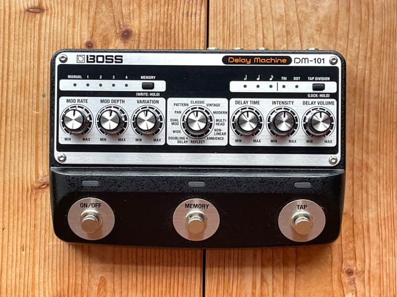 Boss DM-101