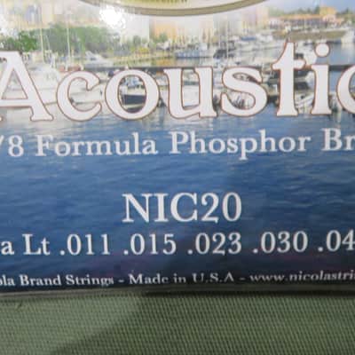 Nicola NIC20 92/8 Formula Phosphor Bronze Extra Light .011-.050 Acoustic Guitar Strings image 2