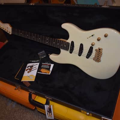 2007 Valley Arts Custom Pro Stratocaster See through blonde image 18