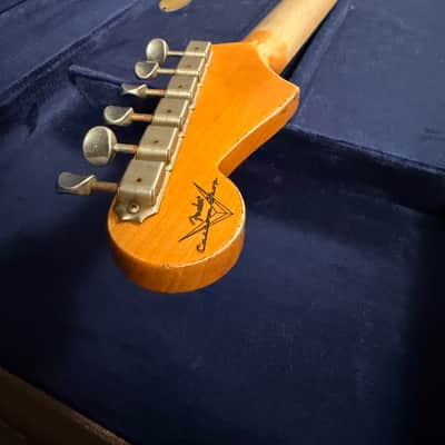 Fender 1960 Stratocaster Heavy Relic Sonic Blue over Sunburst 2023 image 12