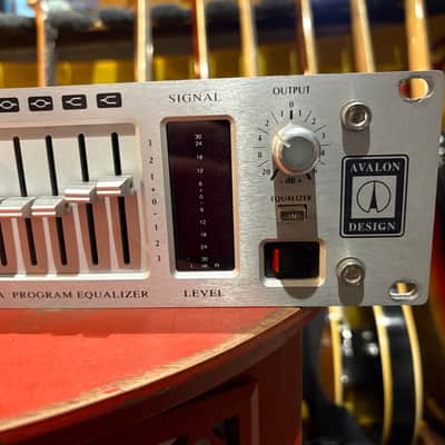 Avalon VT-747SP Stereo Compressor & EQ image 7