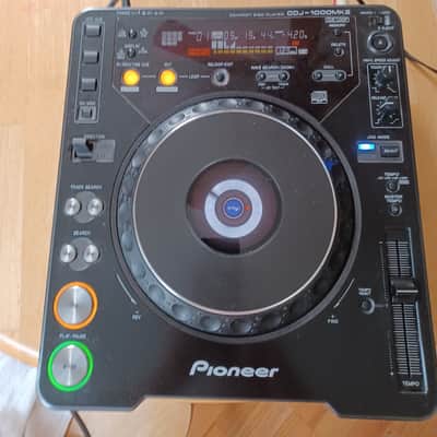 Pioneer CDJ-1000 MK2 image 1