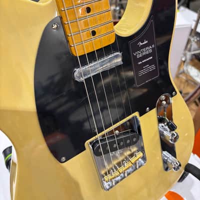 Fender Vintera II '50s Nocaster, Maple Fingerboard, Blackguard Blonde image 5