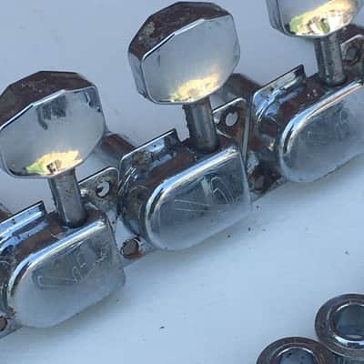 Lefty Fender Fullerton 1970s Reissue Chrome Vintage Spec Left F Tuners Relic 70s image 8