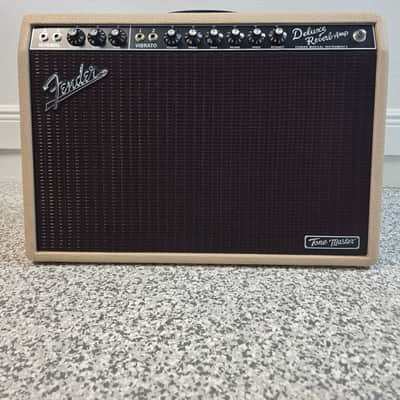 Fender Tone Master Deluxe Reverb 2-Channel 22-Watt 1x12