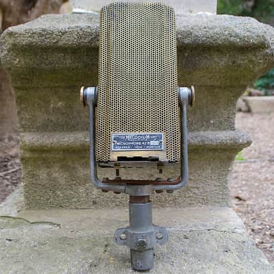 Melodium 42B Ribbon Microphone