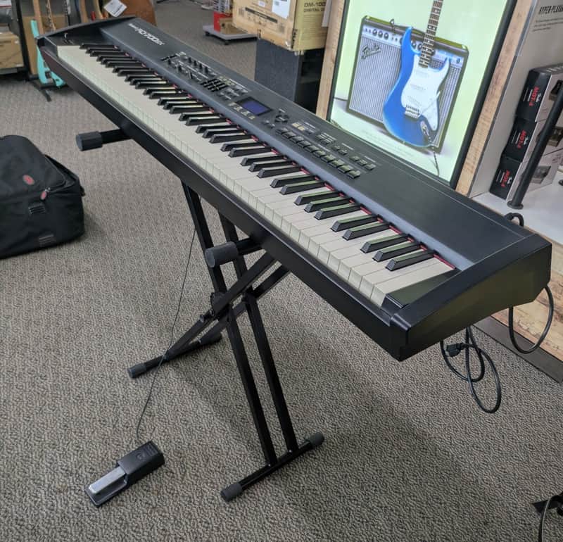 Roland RD-700SX 88-Key Weighted Stage Piano Keyboard w/ Stand & Carrying Case image 1