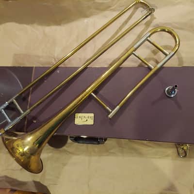 Buescher Aristocrat Brass Trombone, USA, Good Condition, with case & mouthpiece image 9
