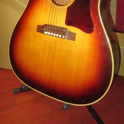 1968 GIbson J-45 Sunburst image 1