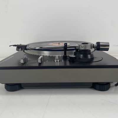 JVC - QL-A2 - Direct Drive Turntable - Inc. JVC Z1S Cartridge - Broken Strobe image 8