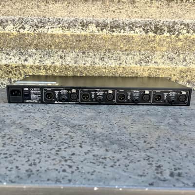 DBX 1074 Quad Gate image 10