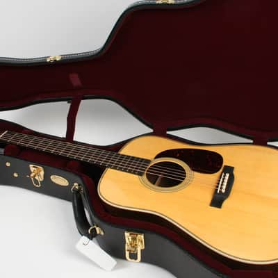 Martin Custom Shop HD-28 Adirondack Top Modified V Neck GE Spec 1-3/4" Nut New image 13