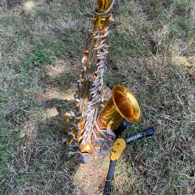 King 660 Alto Saxophone (USA) – Player‑Grade, Needs Setup – Original Hardshell Case + Soft Case + Stand image 3