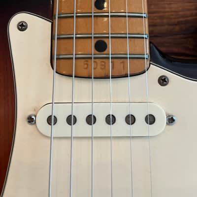 Fernandes stratocaster 1970's Root Beer with case image 3