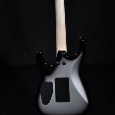 Jackson Pro Dinky Dk2M Silverburst Guitar W/Gig Bag Mxj1403383 image 6