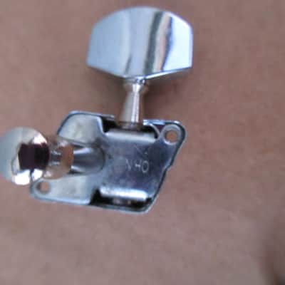 Vintage Jinho 3X3 Metal Guitar Tuners with Bushings Ferrels image 4