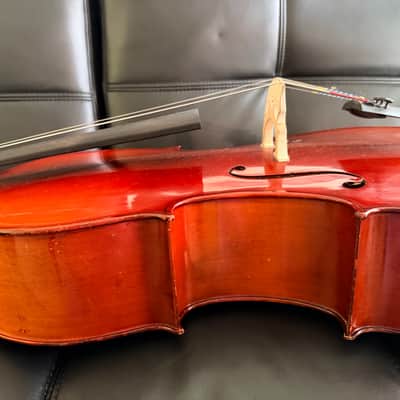 Used Krutz 100 C310 3/4 Size Cello Outfit w/ padded carry bag & carbon fiber bow. In very good condition, ready to play. image 6