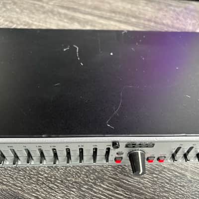 dbx 215s Dual Channel 15-Band EQ 2010s - Silver image 5