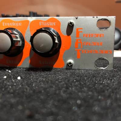 MAM FreeBass FB383 (90s TB303 clone) analog rack bass synth with power supply image 6