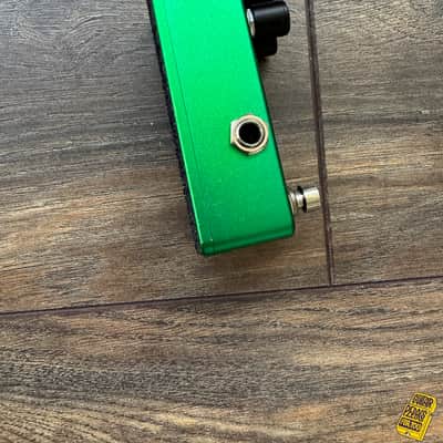 One Control Persian Green Screamer image 3