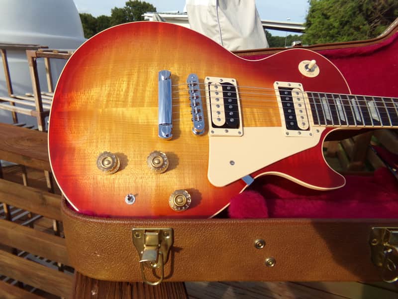 2014 Gibson Les Paul Classic 120th Anniversary - sunburst image 1