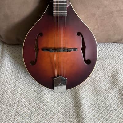 The Loar LM-110 Honey Creek A-Style Mandolin 2019 - Brown Burst image 2