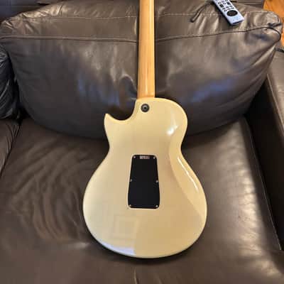 Taylor SB1-X Solidbody Classic with Top-Load Bridge 2007 - 2014 - Trans White image 3