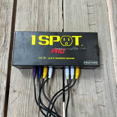 Truetone 1 SPOT Pro CS12 Power Supply 2010s - Black electric guitar pedal power supply image 1